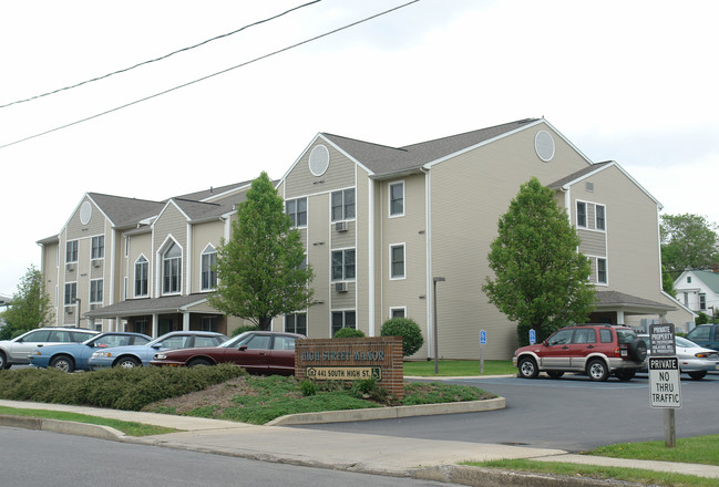 High Street Manor in Selinsgrove, PA - Building Photo - Building Photo