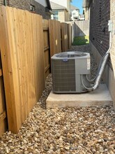 2205 Stampede Dr in Leander, TX - Building Photo - Building Photo