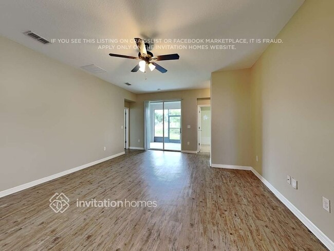property at 2729 Carrickton Cir
