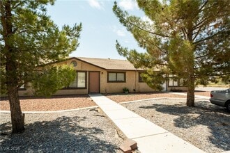 2120 McMurray Dr in Pahrump, NV - Building Photo - Building Photo