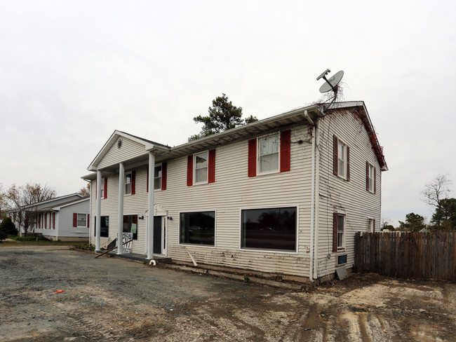 305-309 Saddler Rd in Grasonville, MD - Building Photo - Building Photo