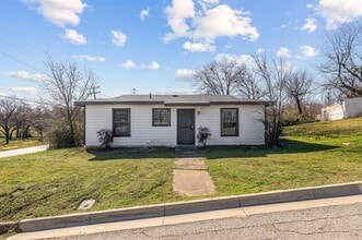 1924 Irma St in Fort Worth, TX - Building Photo - Building Photo