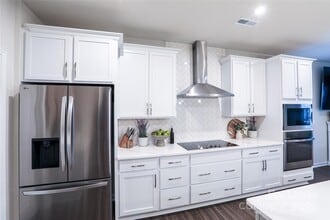 526 Myrick Aly in Charlotte, NC - Building Photo - Building Photo