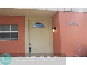 3902 SW 12th Pl-Unit -3902 in Fort Lauderdale, FL - Building Photo - Building Photo