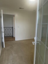 5241 Colodny Dr in Agoura Hills, CA - Building Photo - Building Photo