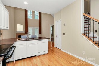 16919 Commons Creek Dr in Charlotte, NC - Building Photo - Building Photo
