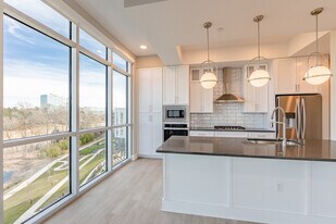 Towerview Ballantyne in Charlotte, NC - Building Photo