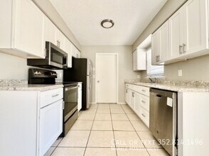3269 Clewiston St in Deltona, FL - Building Photo - Building Photo