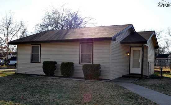 2911 Featherston Avenue in Wichita Falls, TX - Building Photo