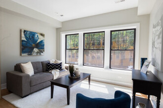 3818 N Sheffield Ave in Chicago, IL - Foto de edificio - Building Photo