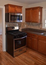 3411 Lark Ln in Decatur, GA - Building Photo - Building Photo