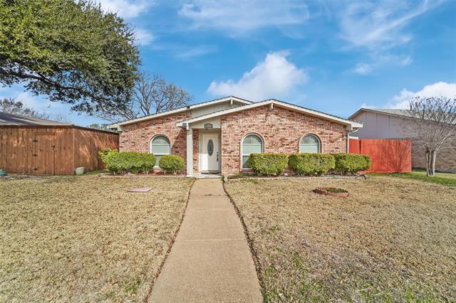 3113 Catalpa St in Garland, TX - Building Photo