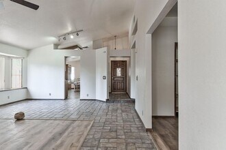 1215 Beasley St in Ridgecrest, CA - Building Photo - Building Photo