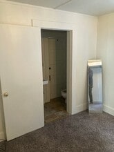 93 Court St in Weaverville, CA - Building Photo - Building Photo