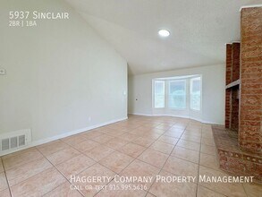 5937 Sinclair St in El Paso, TX - Building Photo - Building Photo