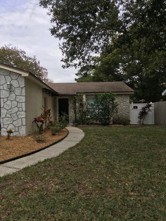 3227 Marigold Dr in Clearwater, FL - Building Photo