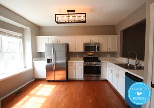 5542 Red Robin Rd in Raleigh, NC - Building Photo - Building Photo
