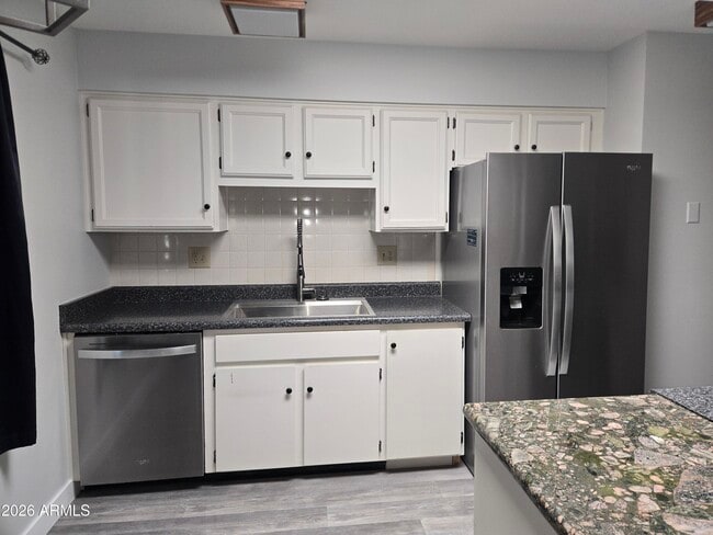 10049 W Oakmont Dr in Sun City, AZ - Building Photo - Building Photo