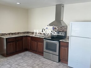 414 S Toppenish Ave in Toppenish, WA - Building Photo - Building Photo