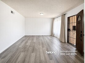 8936 Gallatin Rd in Pico Rivera, CA - Building Photo