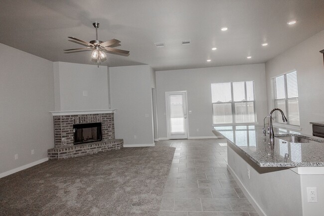 2706 Viola Ave in Lubbock, TX - Building Photo - Building Photo