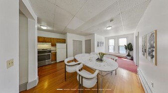 2 Worthington St, Unit 1 in Boston, MA - Building Photo