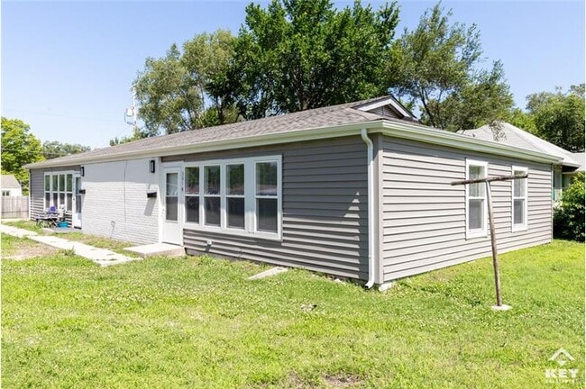 property at 3016 E 11th St N