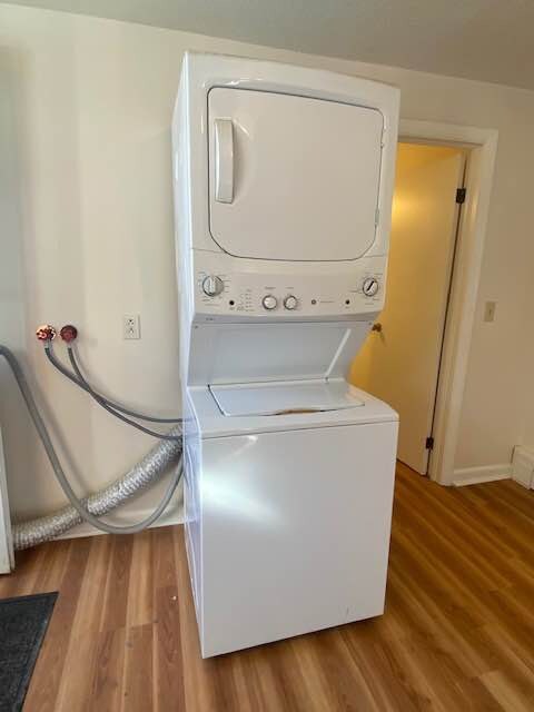 106 Burnell Dr in Yarmouth, ME - Building Photo - Building Photo