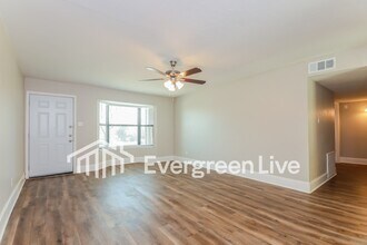 1225 Bard Dr in Garland, TX - Building Photo - Building Photo