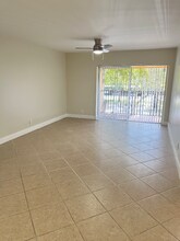 10717 Cleary Blvd in Plantation, FL - Building Photo - Building Photo