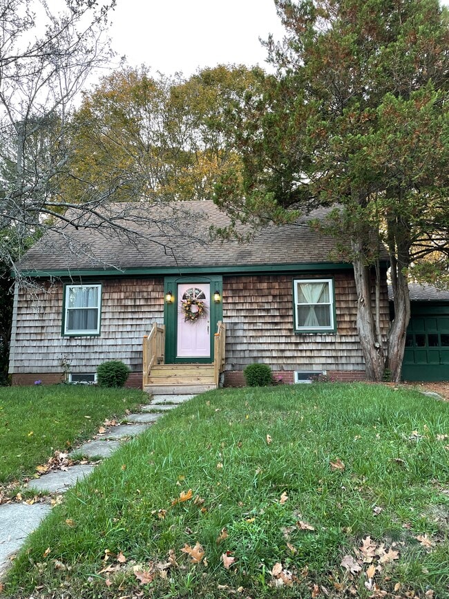 property at 5 Ocean House Rd