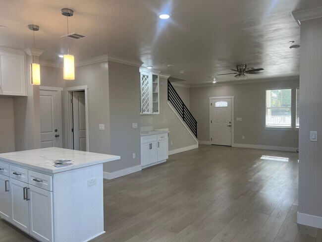 2615 Beaumont St in Sacramento, CA - Building Photo - Building Photo