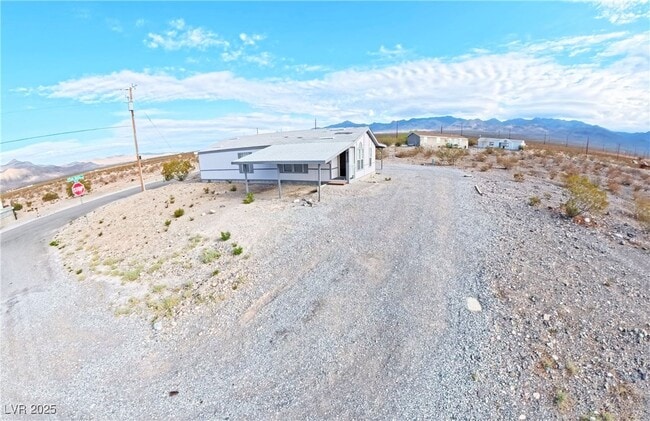 6420 Wedgewood St in Pahrump, NV - Building Photo - Building Photo