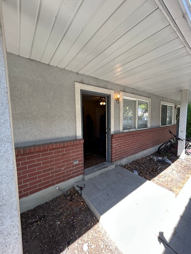 166 E 1800 N, Unit #2 in North Logan, UT - Building Photo - Building Photo