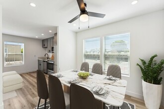 113 S Lillie Ave in Fullerton, CA - Building Photo - Building Photo