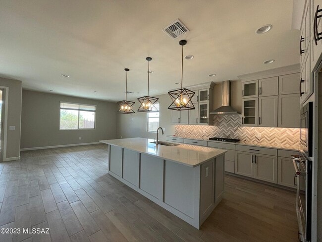 11504 N Desert Calico Lp