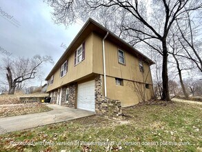 7211-7211 Montana Ave in Kansas City, KS - Building Photo - Building Photo