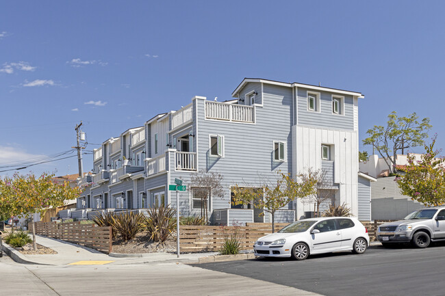 27th Street Townhomes in San Diego, CA - Foto de edificio - Building Photo