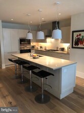 1805 Walnut St in Philadelphia, PA - Building Photo - Building Photo
