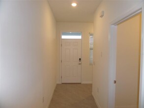 7980 Penrose Pl in Wildwood, FL - Building Photo - Building Photo