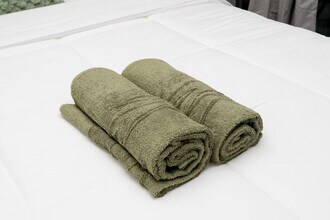 19 York St, Unit SI ID1337876P in Toronto, ON - Building Photo - Building Photo