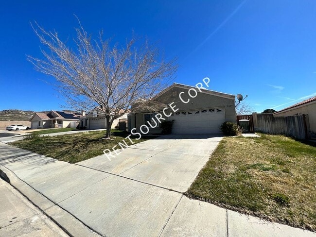 3424 Amber St in Rosamond, CA - Building Photo - Building Photo