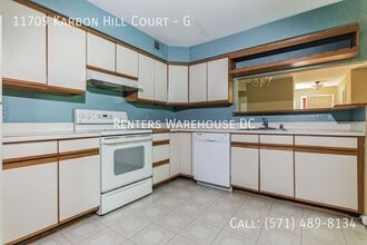 11709 Karbon Hill Ct in Reston, VA - Building Photo - Building Photo