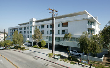 Villa Alta in San Diego, CA - Foto de edificio - Building Photo