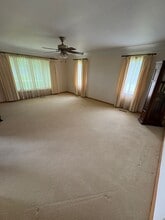 32506 320th St in New Hartford, IA - Building Photo - Building Photo