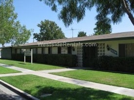 2200 E Westport Dr, Unit 11