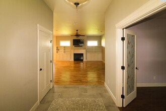 2112 Meritage Ave in Richland, WA - Building Photo - Building Photo