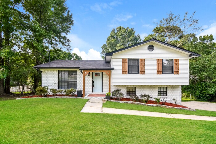 2904 Clement St in Adamsville, AL - Foto de edificio