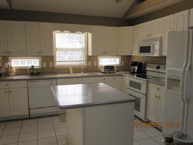 403 Neuchatel Rd in New Bern, NC - Building Photo - Building Photo