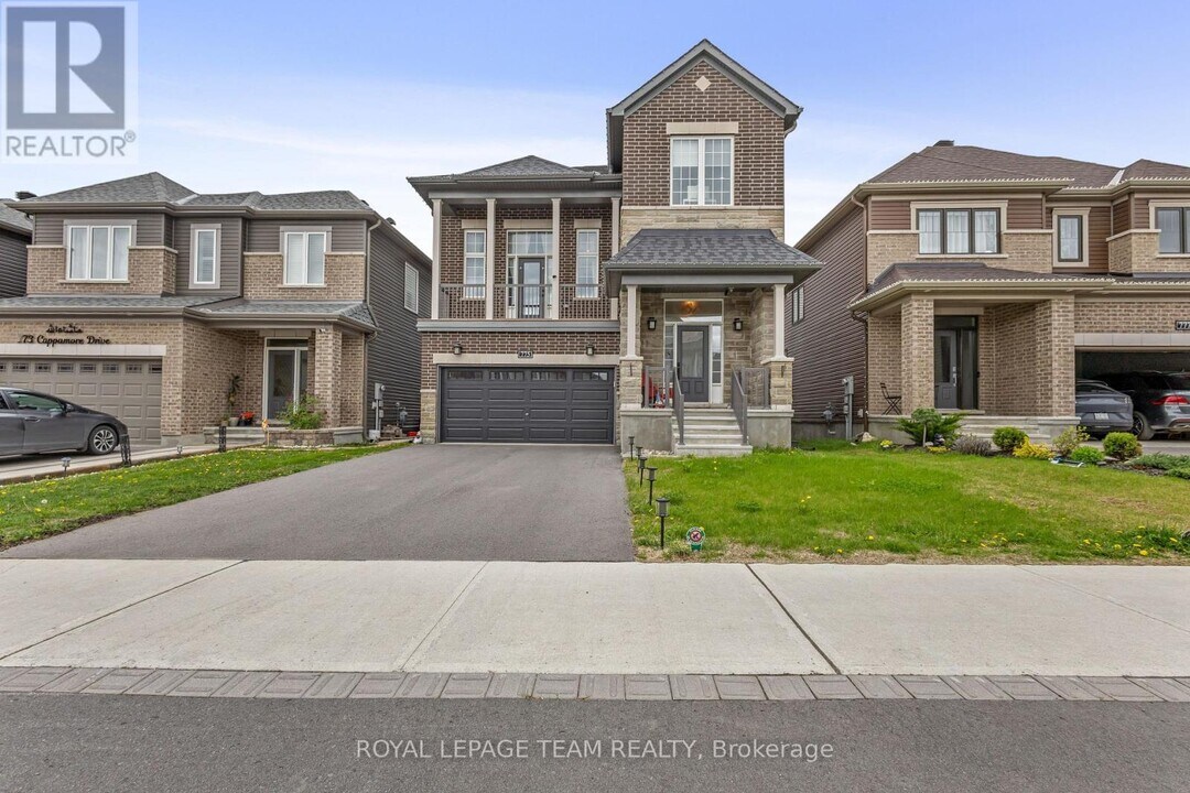 775 Cappamore Dr in Ottawa, ON - Building Photo